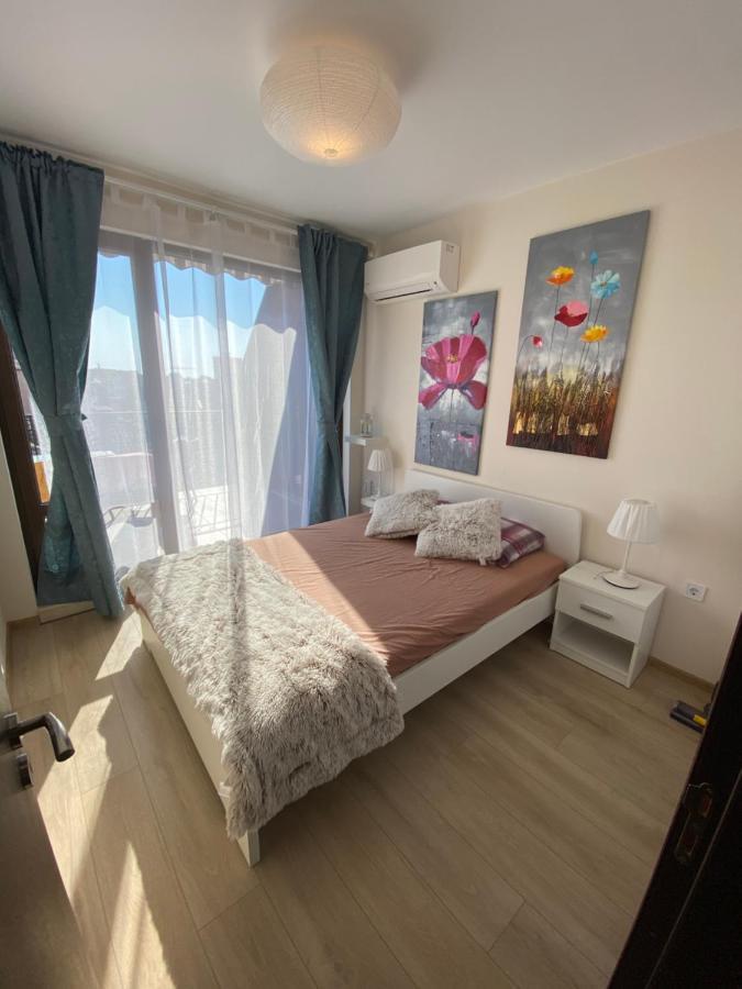 Операта Топ Център Лукс Varna Exterior foto